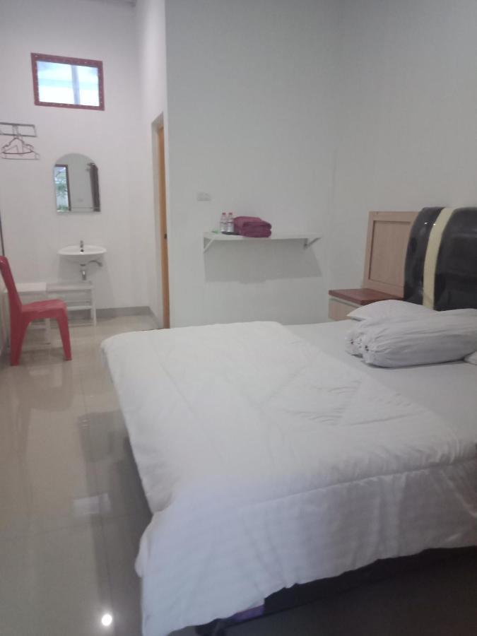 Noah Hotel Silangit Siborongborong Esterno foto