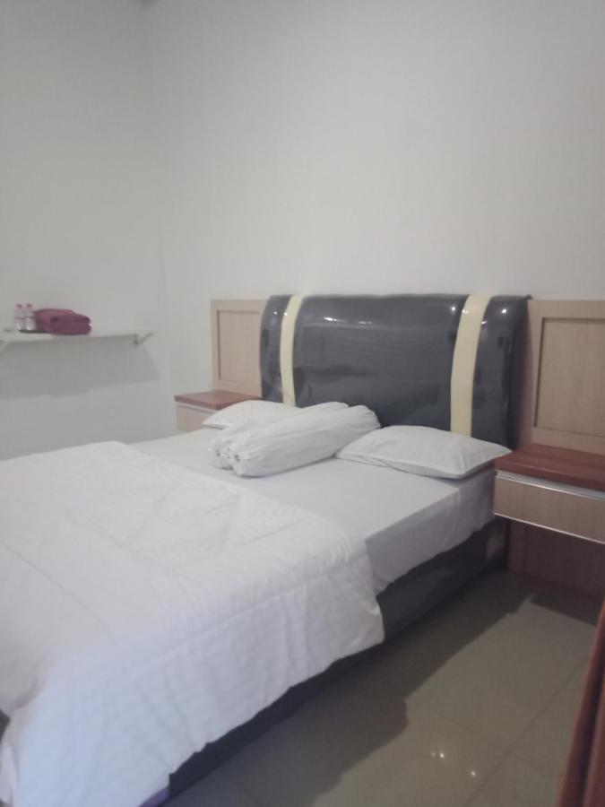 Noah Hotel Silangit Siborongborong Esterno foto