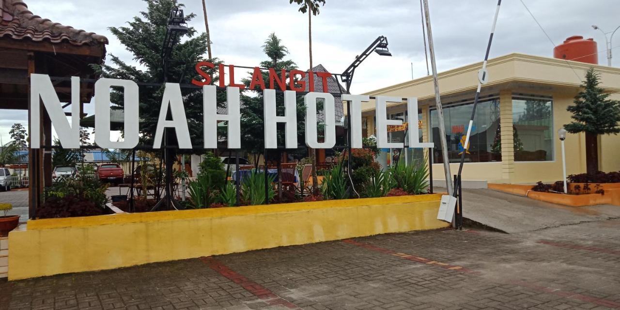 Noah Hotel Silangit Siborongborong Esterno foto